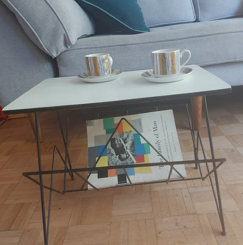 Mid century atomic white - atomic,